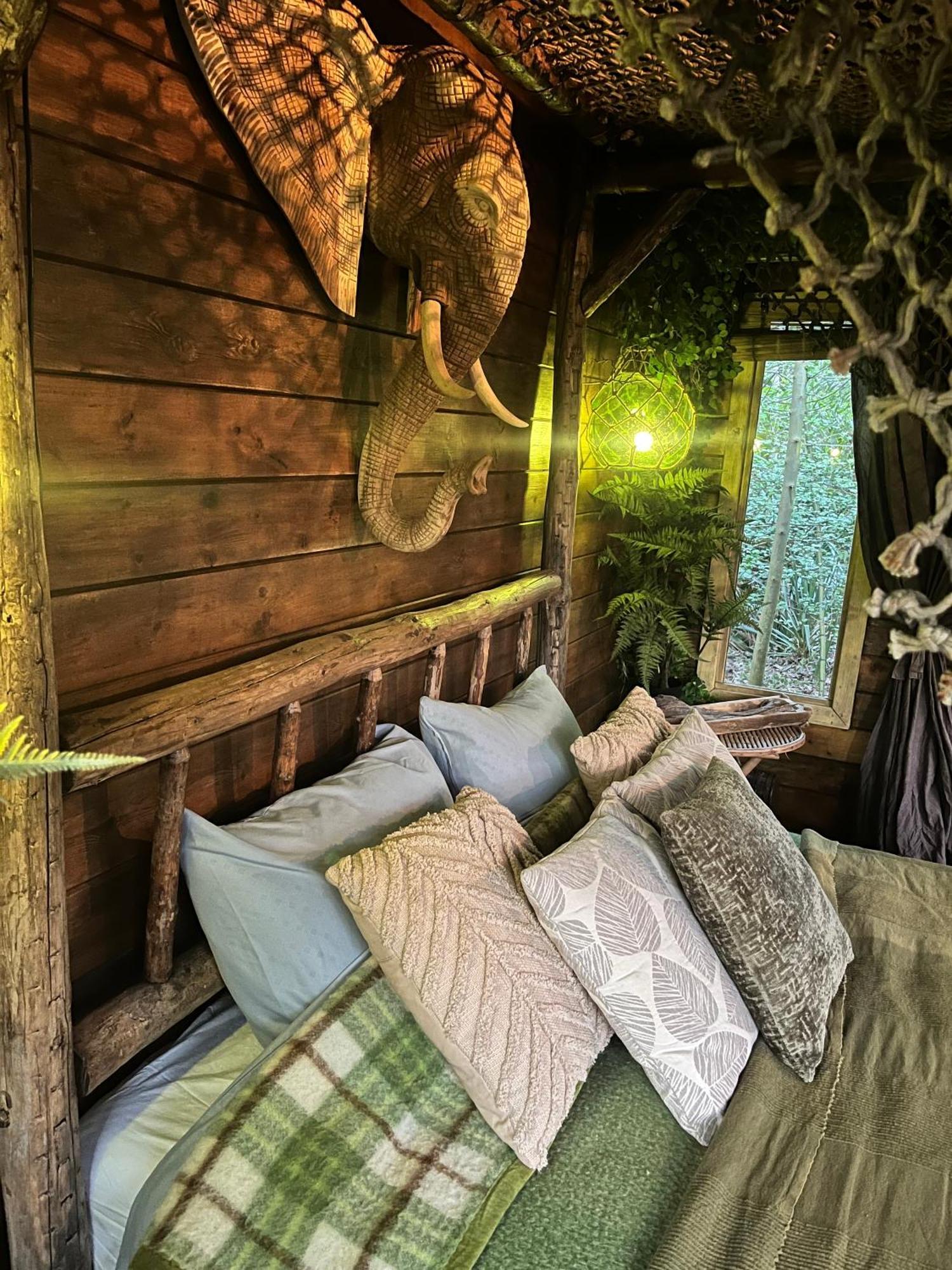 Bamboo Lodge โกรนิงเงน ภายนอก รูปภาพ
